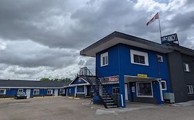 Riverside Motel & Suites